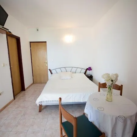 Apartment In With Sea View, Balcony, Klimaanlage, Wlan 132-1 *