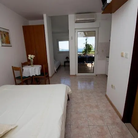 In With Sea View, Balcony, Klimaanlage, Wlan 132-1 * Duće