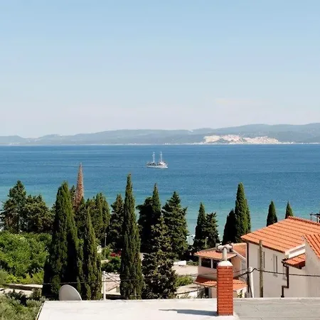 Apartment In With Sea View, Balcony, Klimaanlage, Wlan 132-1