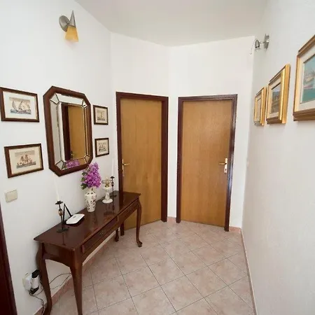 In With Sea View, Balcony, Klimaanlage, Wlan 132-1 Apartmán Duće